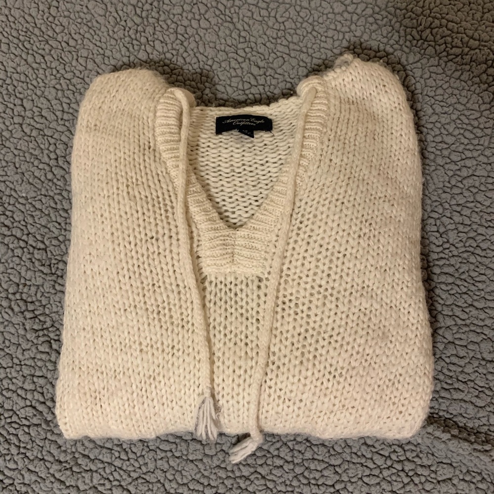 A&E hoodie sweater